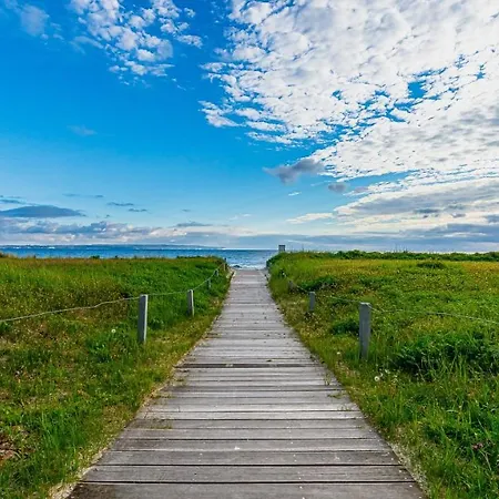 Seeschloss, App 19 - Direkt An Der Strandpromenade, Toplage Апартаменты Остзебад Бинц