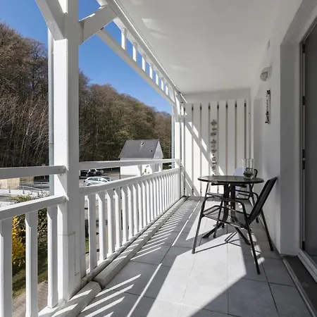 Seeschloss, App 19 - Direkt An Der Strandpromenade, Toplage Апартаменты *